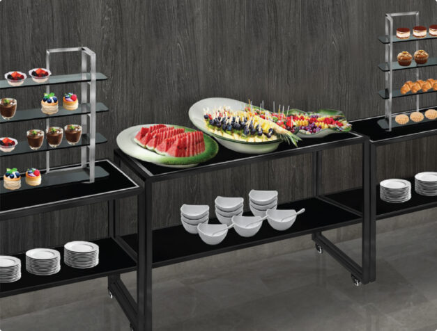 Nesting Tables & Cocktail Tables