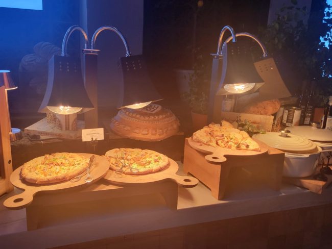 Heat lamp