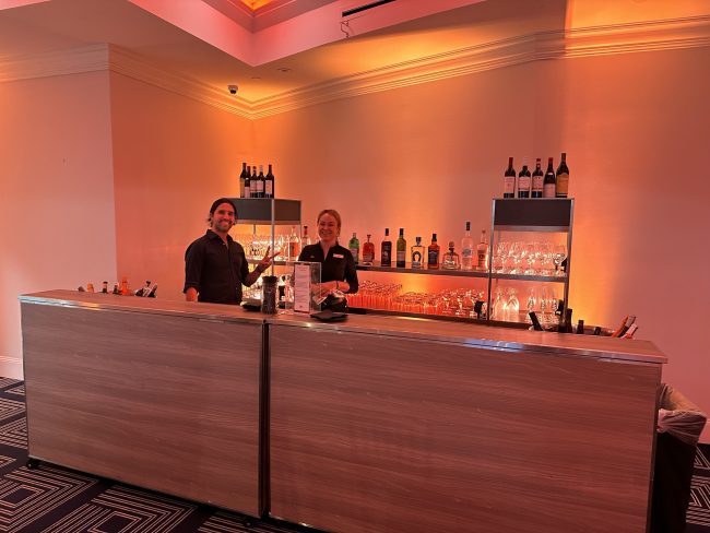Bar